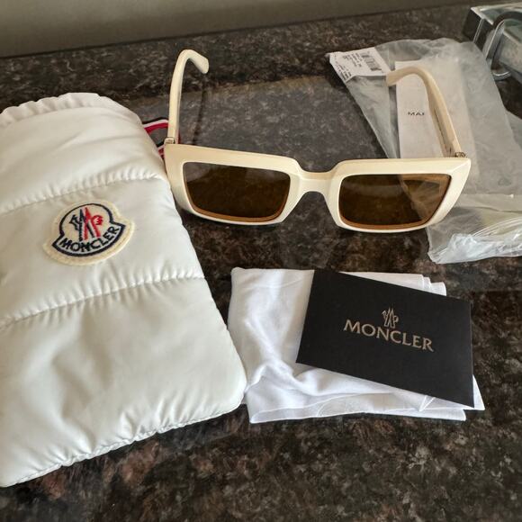 NEW Moncler ML0244 Promenade Sunglasses Solid Ivory Gold Logo Honey Lenses case - Picture 4 of 12